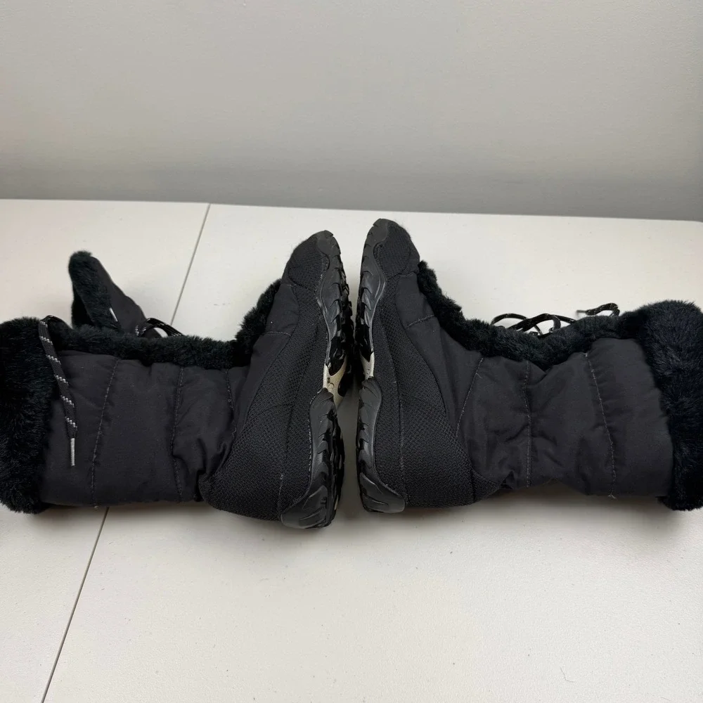 The North Face trim traction superior